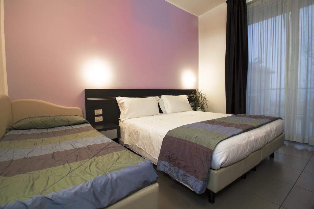 רימיני Hotel Panama Majestic מראה חיצוני תמונה