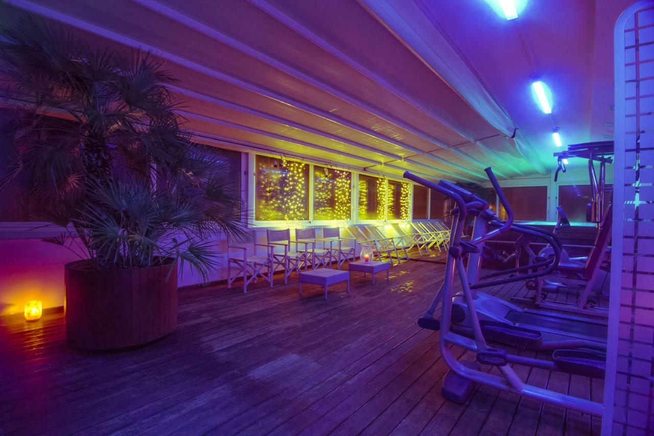 רימיני Hotel Panama Majestic מראה חיצוני תמונה